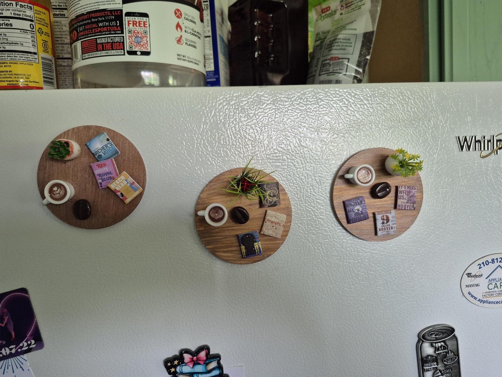 Cozy Reader Magnet